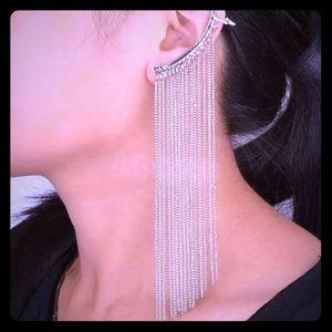 TRENDING: ✨Unique✨Chained Ear Wrap